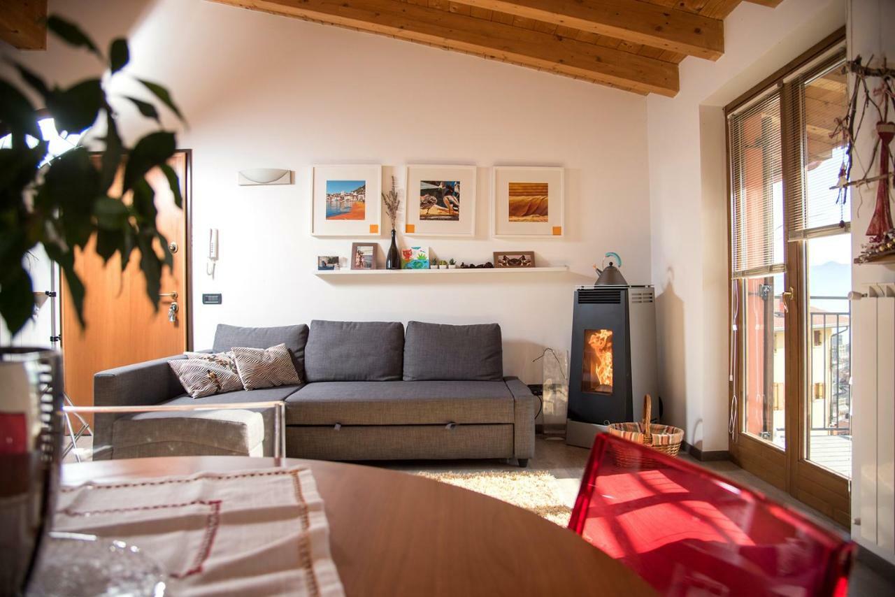 Willa La Casa Di Emy Solto Collina Zewnętrze zdjęcie